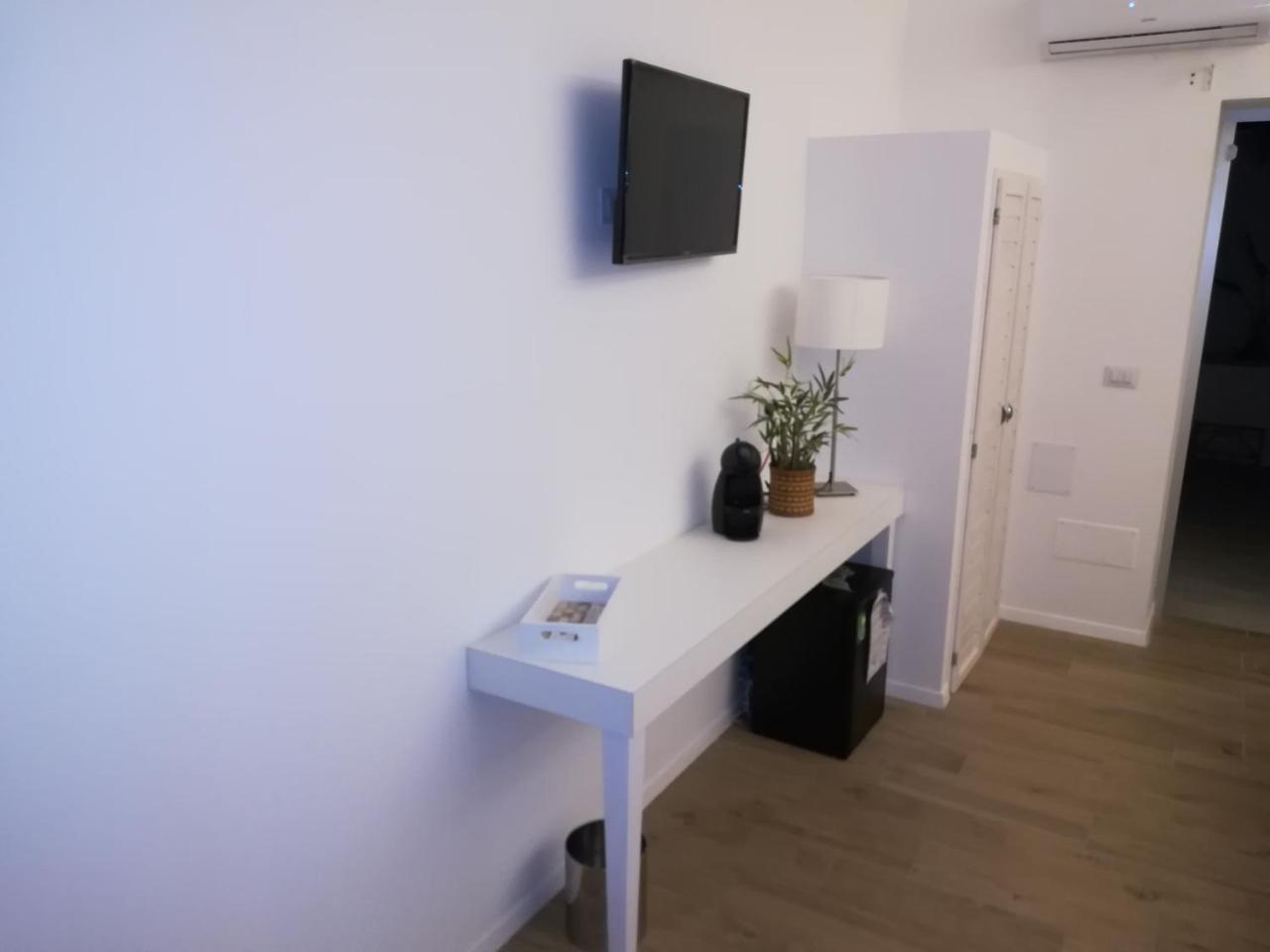 B&B Suites Via Del Mare Presicce Eksteriør billede